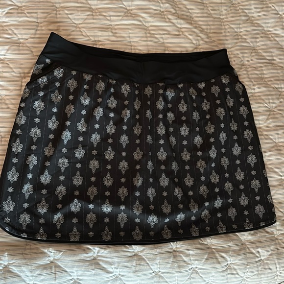 Lands End Swim Skirt with pockets. Attached undershorts. Great condition! - Picture 1 of 10